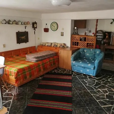 Ferienhaus Vila Chasovnikarov *