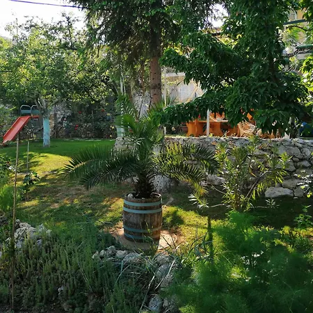 Holiday home Vila Chasovnikarov